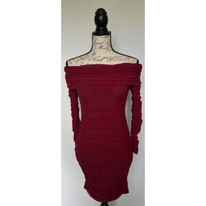 Women’s Cranberry Off the Shoulder Dress Size Medium NWT